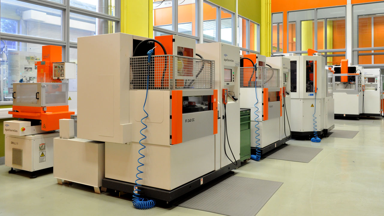 Integrated Toolroom & Plastics Technology Lab